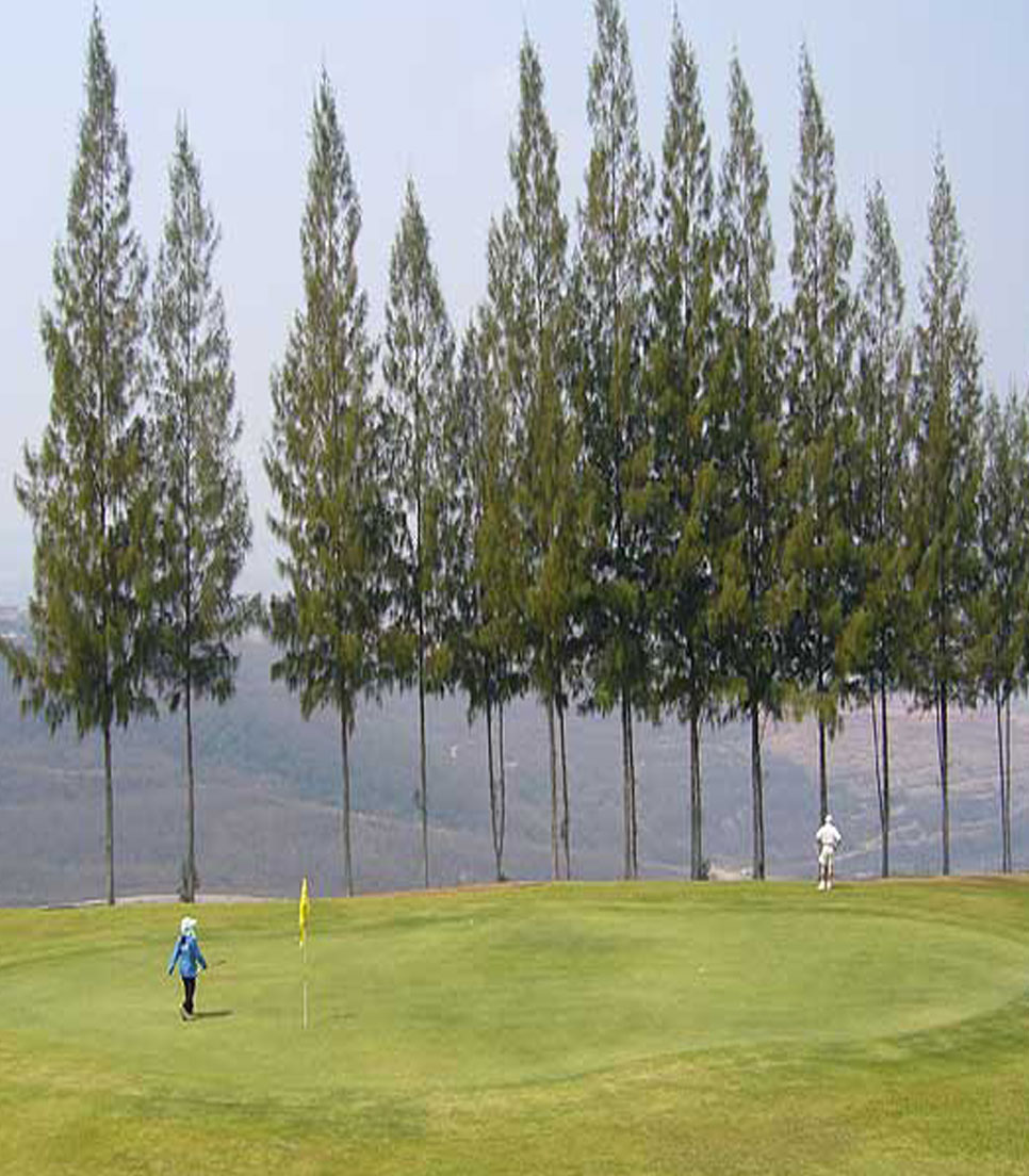 Thailand Golfplatz QU Mae Moh Lampang 1