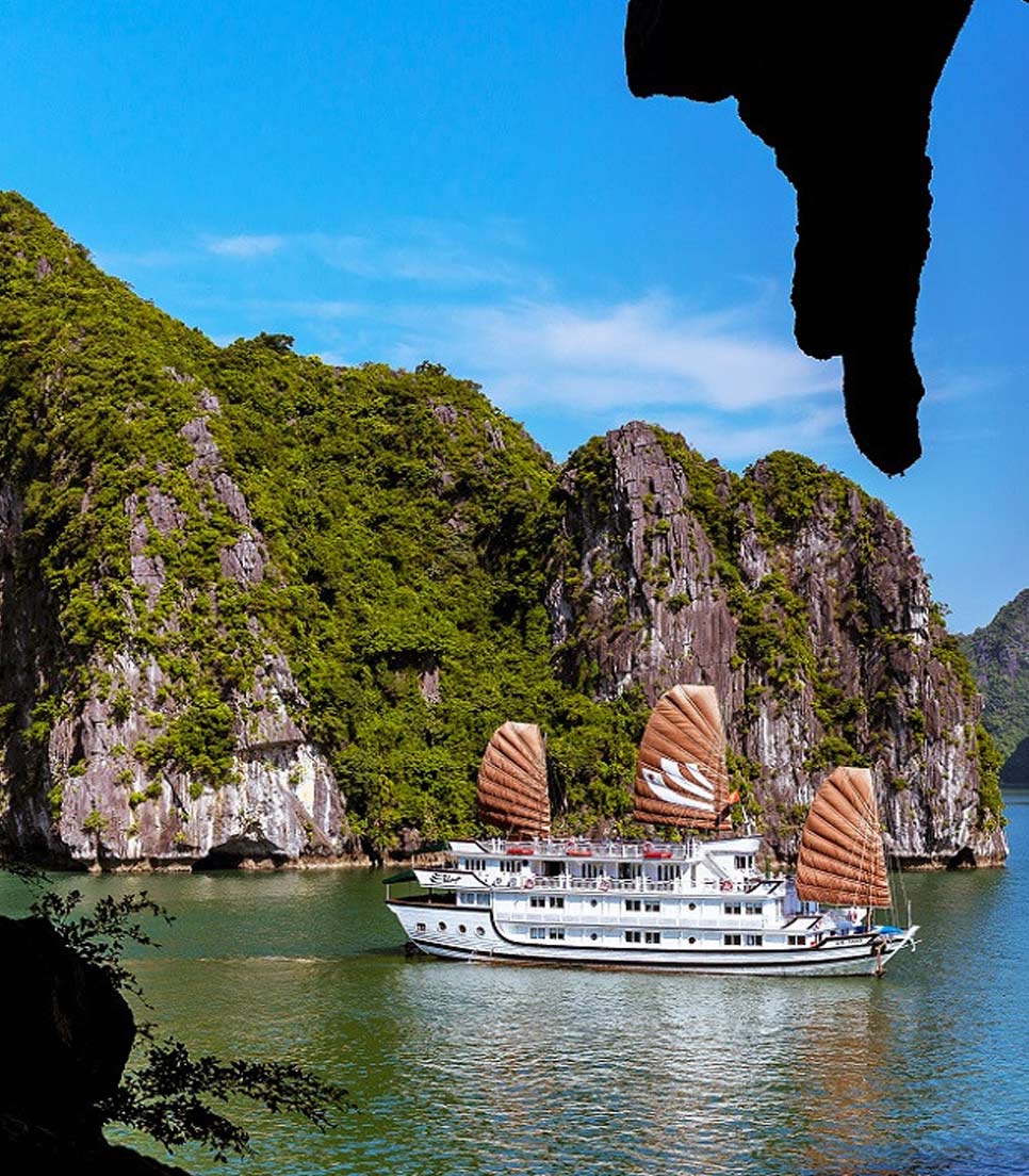 Vietnam - Halong Bay Bhaya Cruise Classic