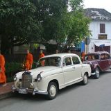 Luang Prabang, Mönche am Morgen, Foto: © golfasien.de