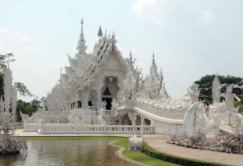 Chiang Rai Weisser Tempel Foto: golfasien.de