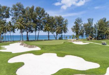 Thailand - Aquella Golf Resort and Country Club 800x600