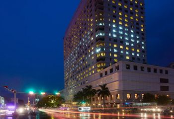 Myanmar - Sule Shangri-La Yangon