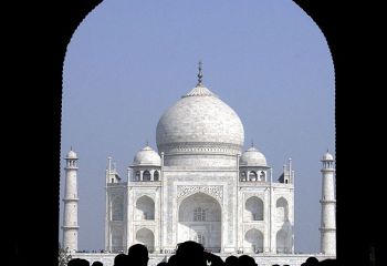 Taj Mahal - Blick vom Eingangsgebäude, Foto: File Upload Bot