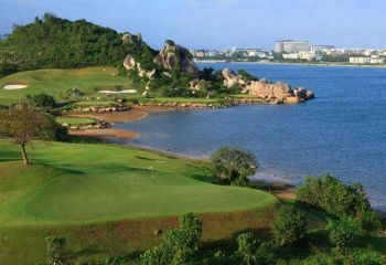 China Hainan - Begonia Bay Peninsula Golf Club