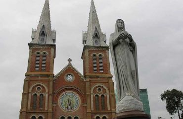 Saigon, Notre Dame, Foto: © Passage To Asia