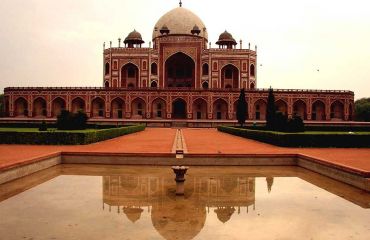 Delhi Mausoleum-des-Humayun, Foto: Wikipedia.de / Santosh na